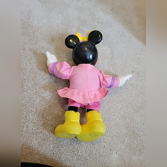 Vintage Minnie Mouse Musical Notes Doll Toy Disney 1990 Mattel 13.5" - Picture 7 of 10